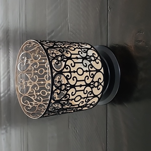 Bath & Body Works Accents Nwt Bath Body Works Candle Holder Holds 3